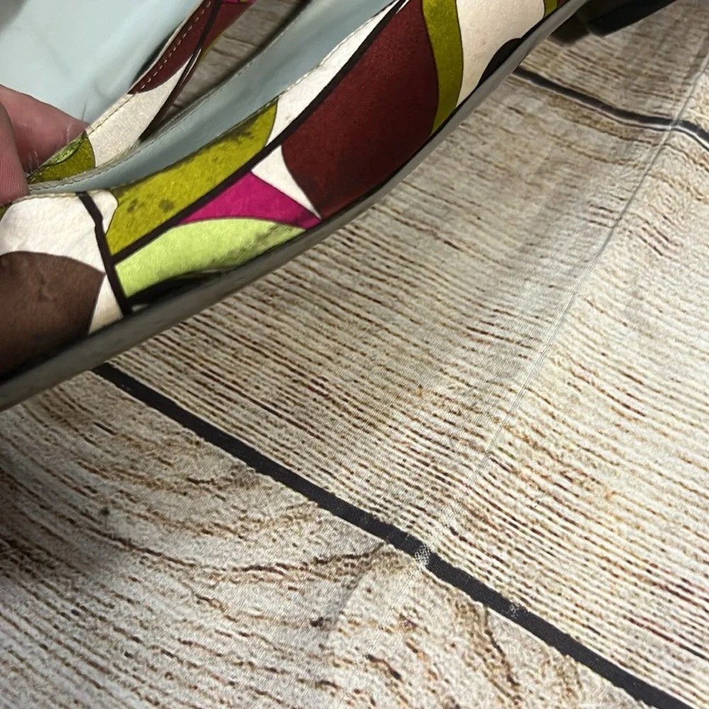 Emilio Pucci Pink and Green Geometric Flats - Picture 6 of 6